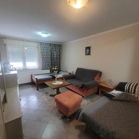 Koba * Backi Monostor