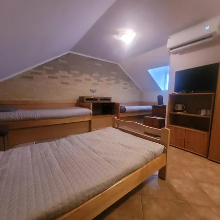 Lägenhet Koba Backi Monostor