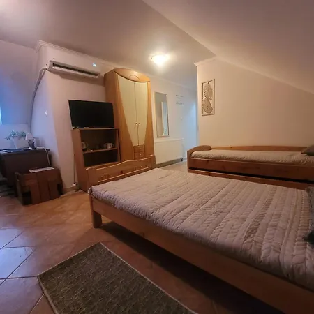 Lägenhet Koba Backi Monostor